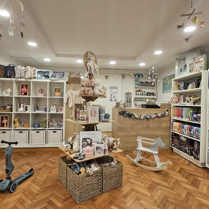 Otroška trgovina Makalonca